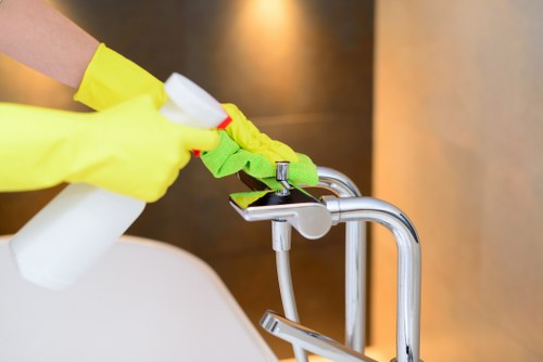 Professional cleaning service in Clapham for bathrooms and kitchens
